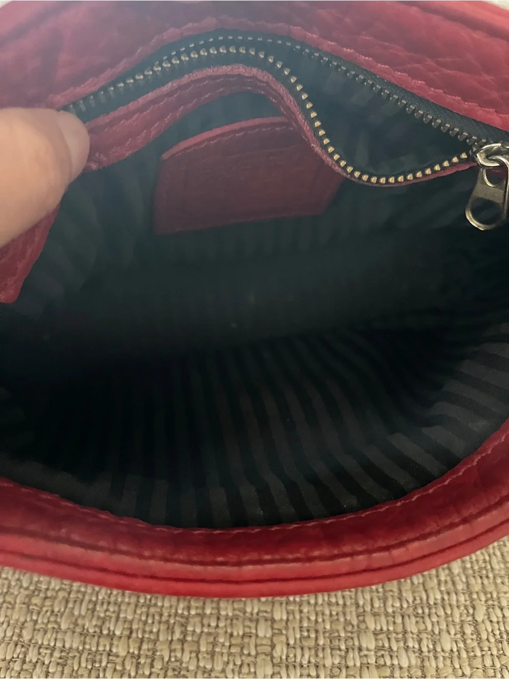 Vintage Coach - Red Leather Crossbody Bag - Women's Shoulder Purse